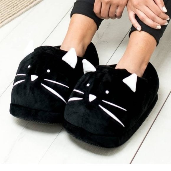 Cute Cat Slippers - Size 6/7 - Picture 2 of 2